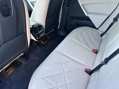 Used 2023 BMW iX xDrive50 w/ Convenience Package image 28