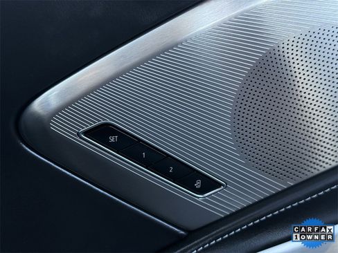 Used 2023 Chevrolet Corvette Stingray Premium Conv w/ Battery Protection Package image 24