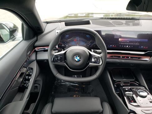 New 2027 BMW 530i xDrive w/ Premium Package AWD/4WD image 14