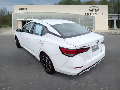 Used 2025 Nissan Sentra SV FWD image 5