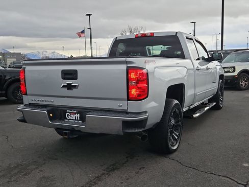 Used 2018 Chevrolet Silverado 1500 LT image 3