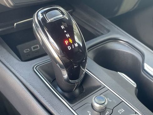 Certified 2024 Cadillac XT4 Premium Luxury AWD/4WD image 15