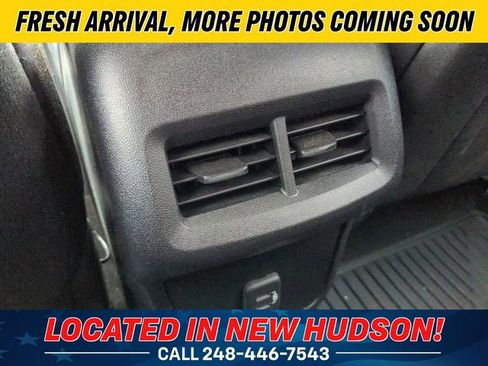 Used 2019 Chevrolet Equinox LT w/ Driver Convenience Package FWD image 21