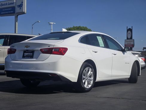 Used 2024 Chevrolet Malibu LT FWD image 3