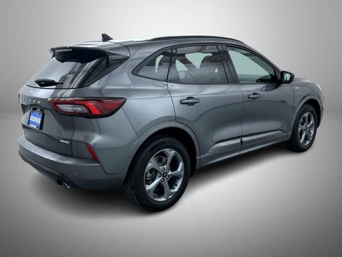 Used 2023 Ford Escape ST-Line w/ Tech Pack #1 AWD/4WD image 5