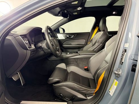 Used 2022 Volvo S60 T8 Polestar image 22
