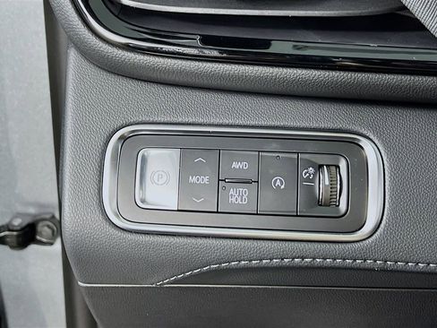 New 2026 Buick Enclave Sport Touring w/ Super Cruise Package image 9