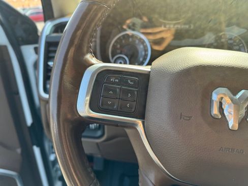 Used 2022 RAM 2500 Laramie AWD/4WD image 38