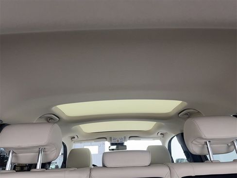 Used 2023 Mercedes-Benz EQB 300 4MATIC image 71