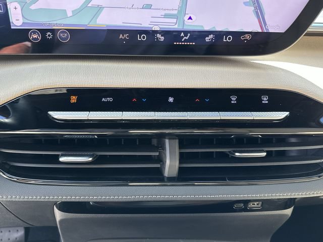 Certified 2026 Buick Enclave Preferred w/ Power Package FWD image 27
