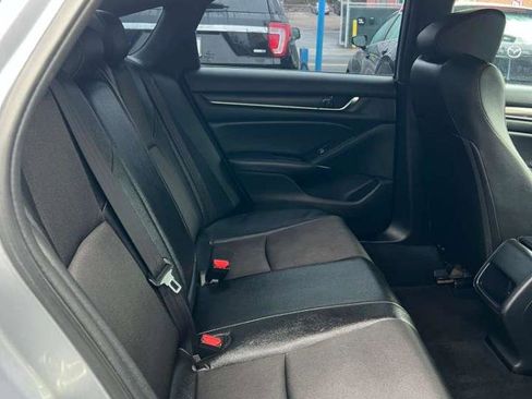 Used 2019 Honda Accord Sport image 31