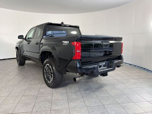 Used 2025 Toyota Tacoma TRD Sport RWD image 3