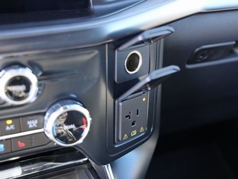 Used 2025 Ford F150 Raptor image 21