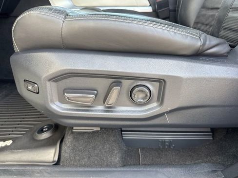 Used 2022 Toyota Tundra Capstone AWD/4WD image 20