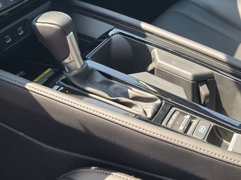 Used 2024 Honda Accord Touring image 4