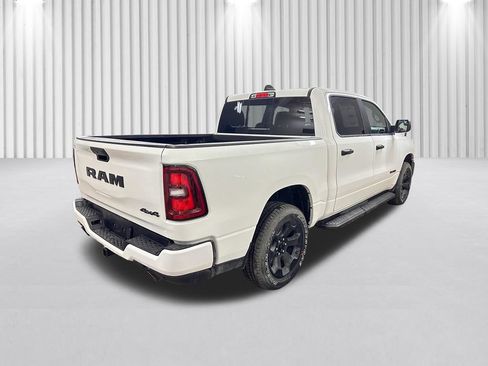 New 2026 RAM 1500 Express AWD/4WD image 5