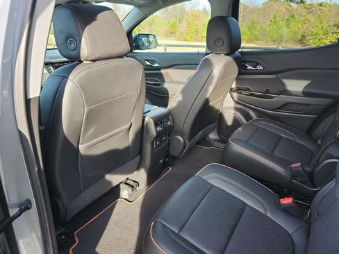 Certified 2023 GMC Acadia AT4 w/ Technology Package image 12