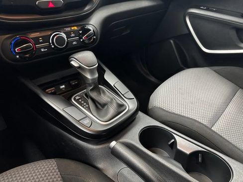 Used 2024 Kia Soul LX w/ Option Group 015 FWD image 19