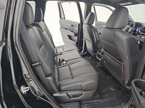 Used 2023 Honda Passport TrailSport image 15