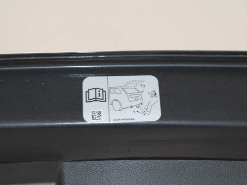 Used 2020 Lincoln Corsair Reserve image 18