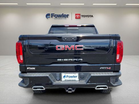 Used 2023 GMC Sierra 1500 AT4 w/ AT4 Preferred Package AWD/4WD image 6