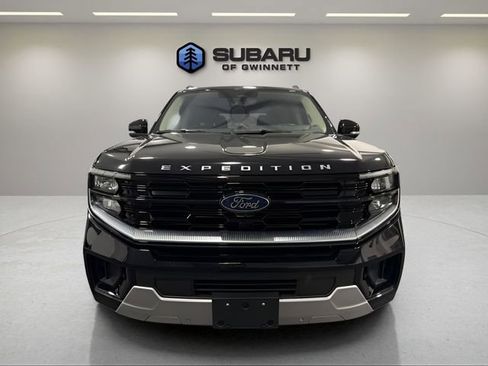 Used 2025 Ford Expedition Platinum AWD/4WD image 8