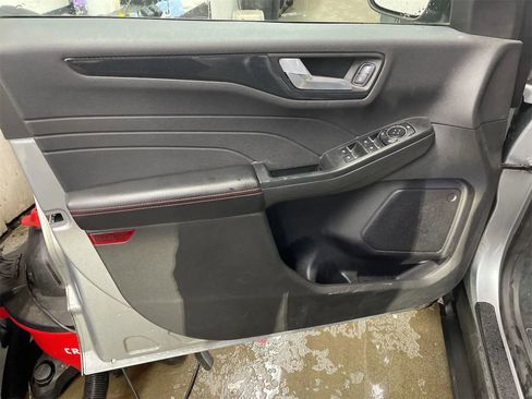 Used 2023 Ford Escape ST-Line AWD/4WD image 15