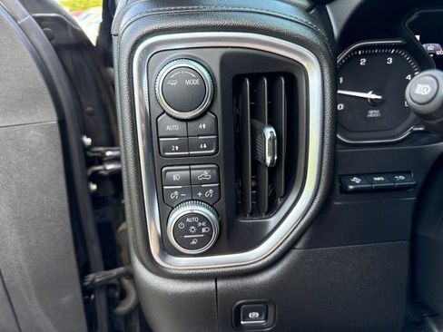 Used 2020 GMC Sierra 2500 Denali w/ Denali Ultimate Package AWD/4WD image 18