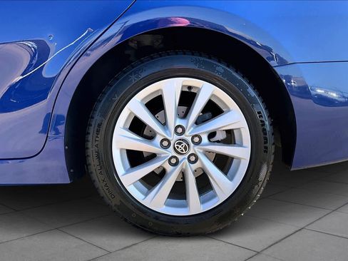 Used 2023 Toyota Camry LE image 11