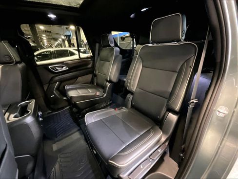 Used 2023 Chevrolet Tahoe Premier w/ Premium Package 2 image 15