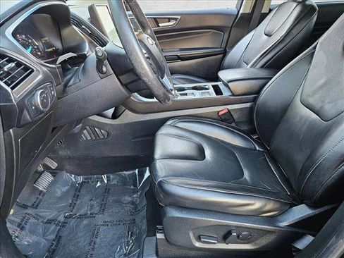 Used 2021 Ford Edge Titanium AWD/4WD image 15