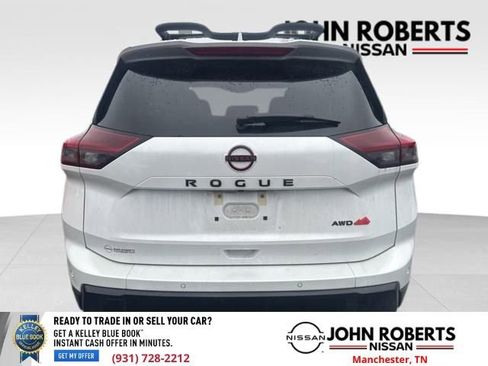 Used 2025 Nissan Rogue SV w/ Rock Creek Premium Package image 5