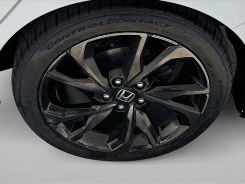 Used 2017 Honda Civic Sport Touring image 9