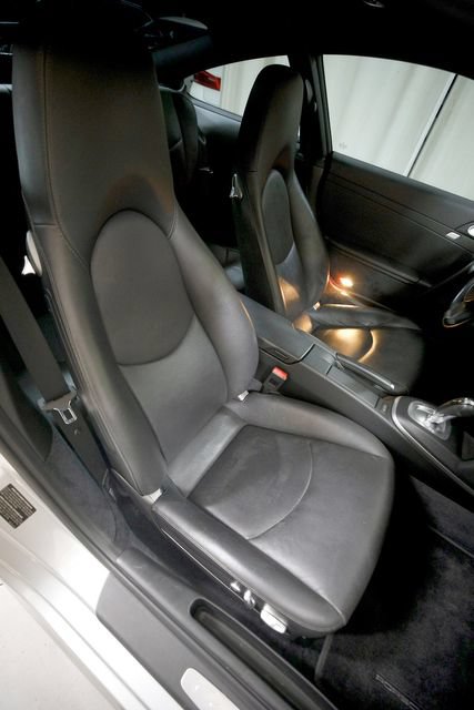 Used 2010 Porsche 911 Carrera S RWD image 9