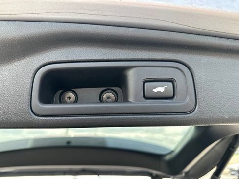 Used 2022 Honda Pilot Special Edition image 11