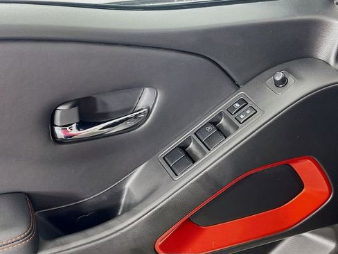 Used 2023 Nissan Frontier PRO-4X w/ Pro Convenience Package image 19