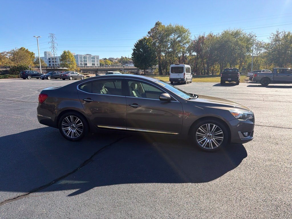 Used 2014 Kia Cadenza Premium FWD image 10
