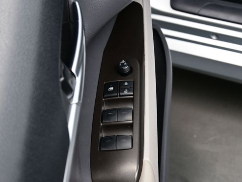 Used 2023 Toyota Camry LE FWD image 11