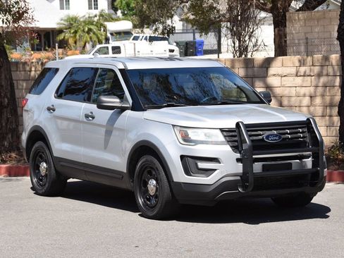Used 2017 Ford Explorer 4WD Police Interceptor image 29