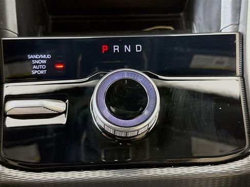 New 2025 Jeep Grand Cherokee Limited image 17