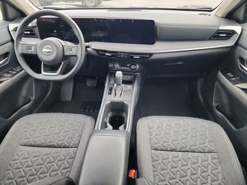 Used 2026 Nissan Kicks SV w/ SV Premium Package image 13