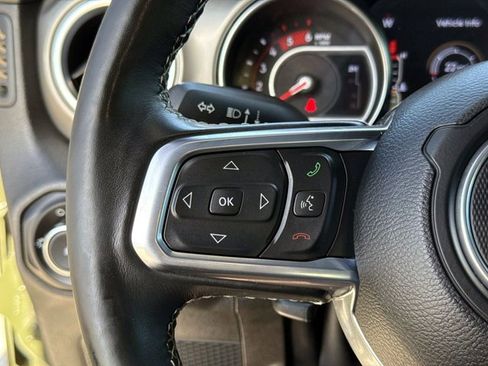 Used 2021 Jeep Wrangler Unlimited Rubicon AWD/4WD image 30
