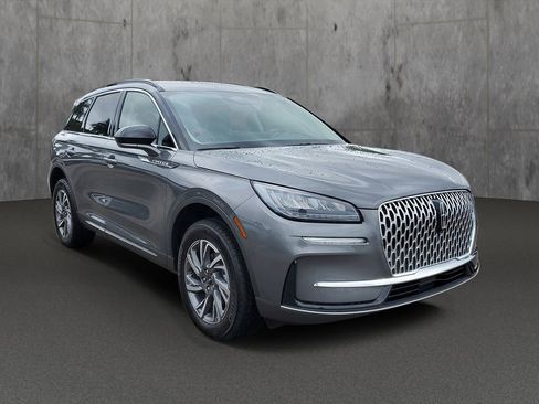 New 2026 Lincoln Corsair Premiere FWD image 31