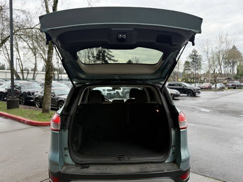 Used 2013 Ford Escape SE image 18
