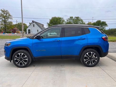 Used 2022 Jeep Compass Limited AWD/4WD image 4