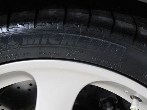 Used 2004 Porsche 911 Carrera RWD image 97