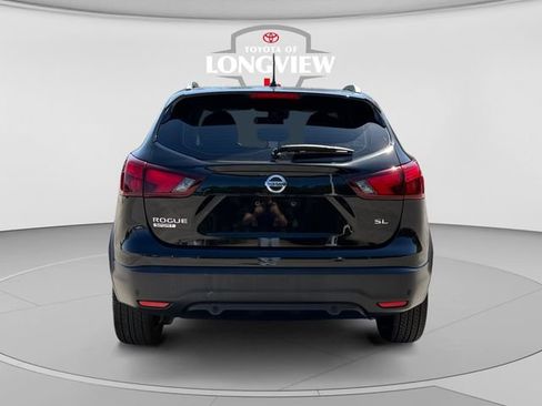 Used 2019 Nissan Rogue Sport SL w/ Premium Package FWD image 4