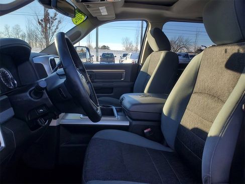 Used 2014 RAM 2500 Big Horn image 9