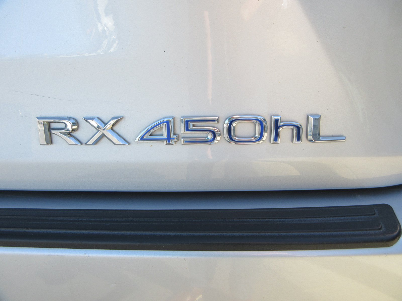 Used 2019 Lexus RX 450hL Premium w/ Premium Package AWD/4WD image 8