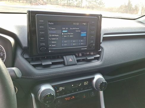 Used 2021 Toyota RAV4 XLE w/ Convenience Package AWD/4WD image 3